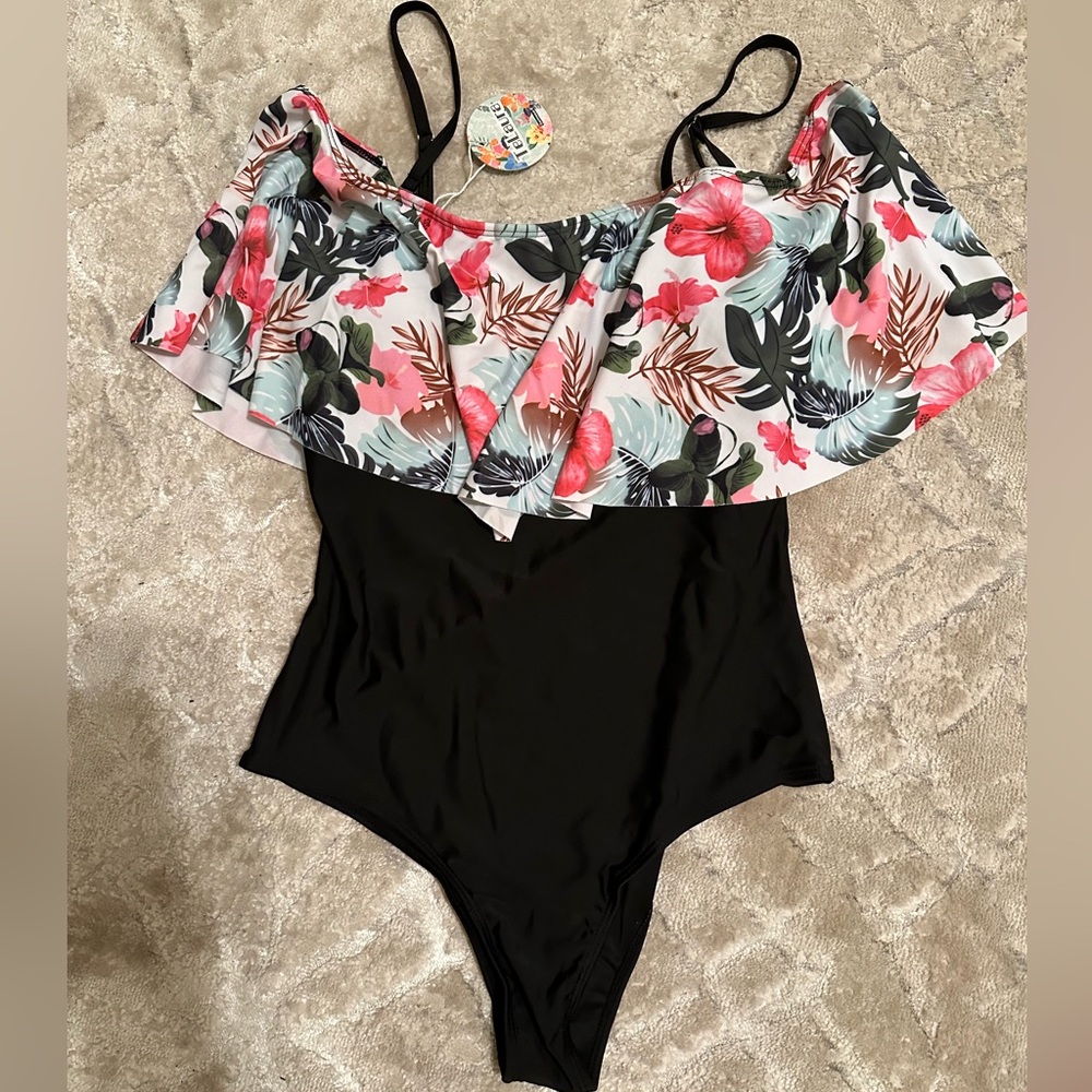 Ruffle swimsuit